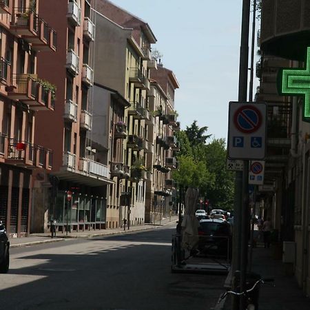 Apartament Davide & Mary Friendly House Novara Zewnętrze zdjęcie
