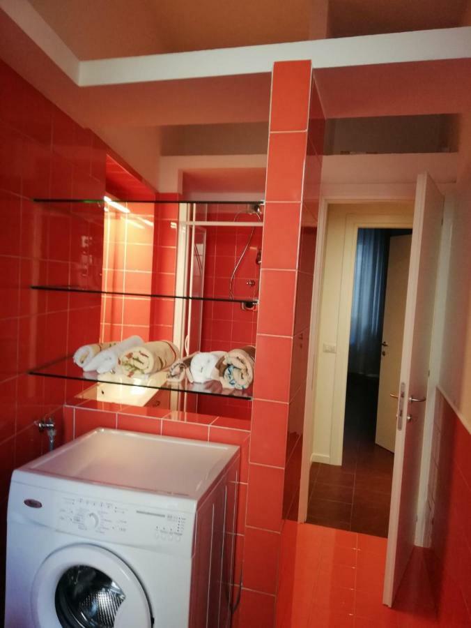 Apartament Davide & Mary Friendly House Novara Zewnętrze zdjęcie